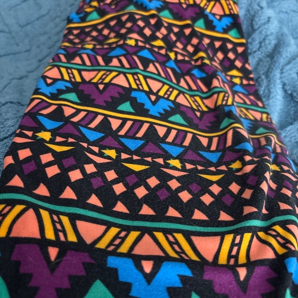 Lularoe - Picture 2 of 2